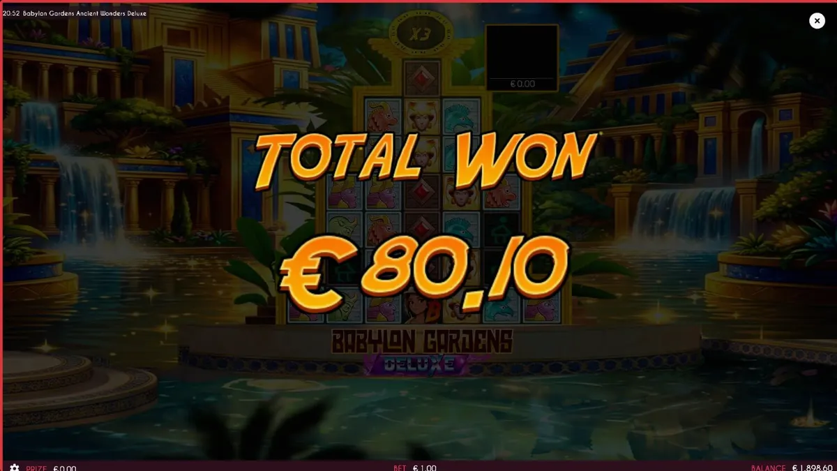 Pemandangan gurun kuno dengan struktur piramida dalam slot Babylon Gardens Ancient Wonders Deluxe